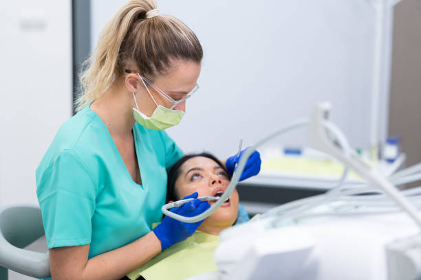 Best Emergency Care for Gum Disease in Meadowlakes, TX
